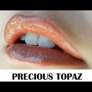Precious Topaz LipSense